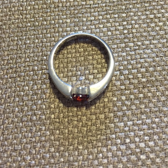 Ring - Picture 2 of 4
