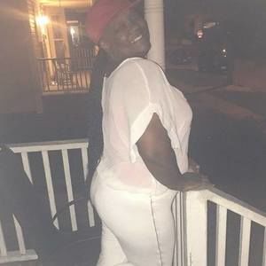 Meet your Posher, Latasha