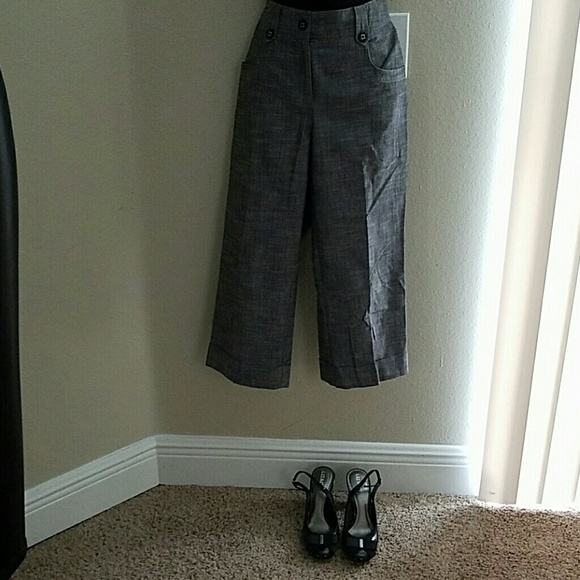 Harve Bernard cropped pants