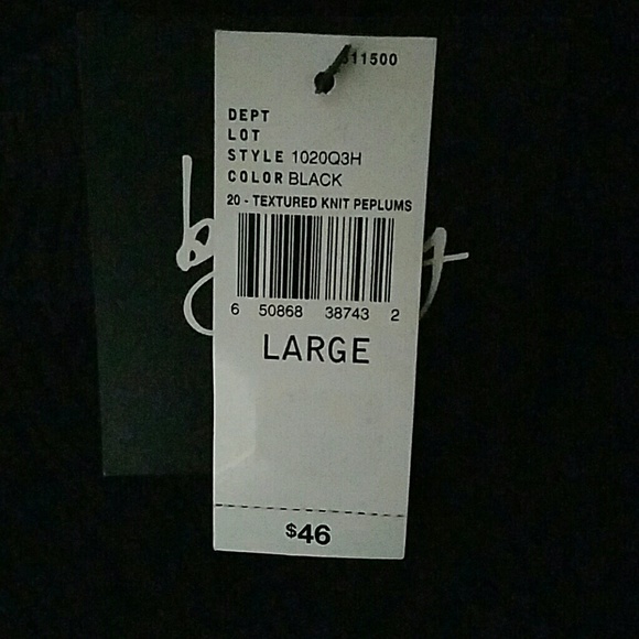 Peplum top NWT - Picture 2 of 2
