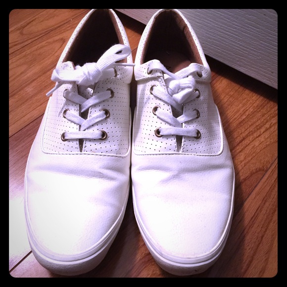 Aldo casual white shoes 12 - Picture 1 of 4
