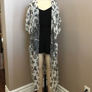 RUE 21 FULL LENGTH CARDIGAN