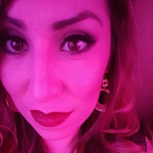 Meet your Posher, Mayra