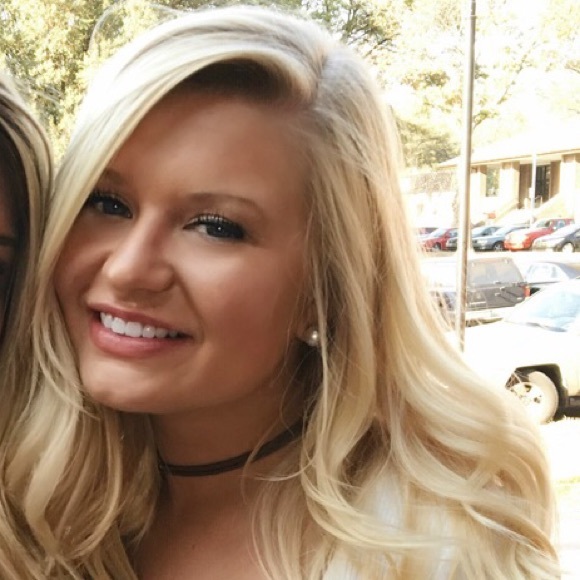 Meet your Posher, Shelby