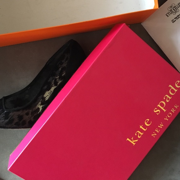 Kate Spade Printed Heels Velvet - Picture 3 of 4
