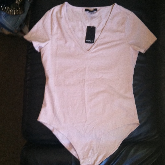 Tshirt bodysuit