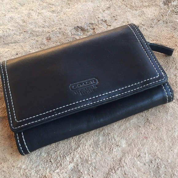 Coach Black Wallet - Picture 1 of 4