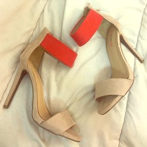 Single Cuff strap heel