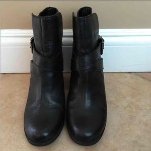 BCBGeneration BOOTIES