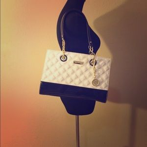 Anne Klein: Quilted Leather Shoulder Bag