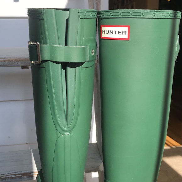 New In Box Hunter Green Original Back Adjust Boot