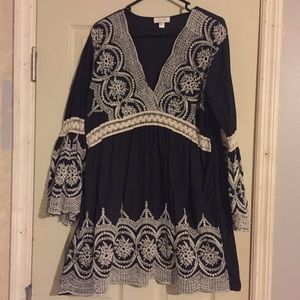Black and white detail tunic