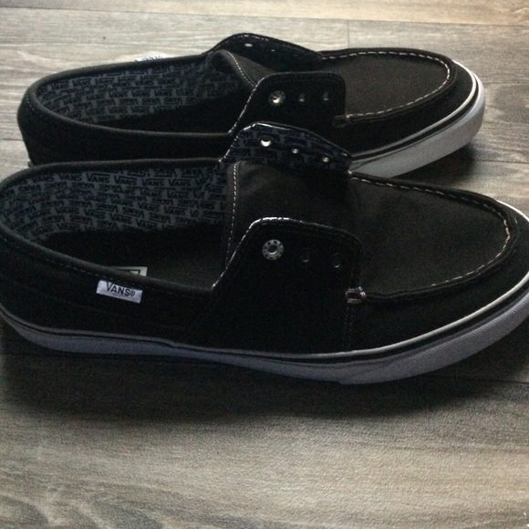 Men's Vans Size 11 w/ white laces