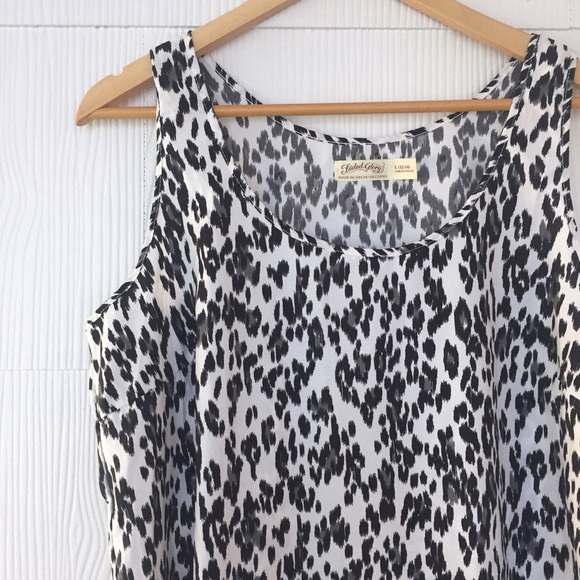 🌱SPRING🌱Faded Glory Animal Print Shell
