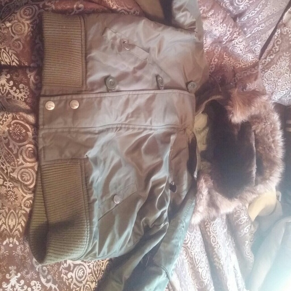 Xl winter coat brand name aeropostale