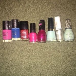 Lot of nail polishes!