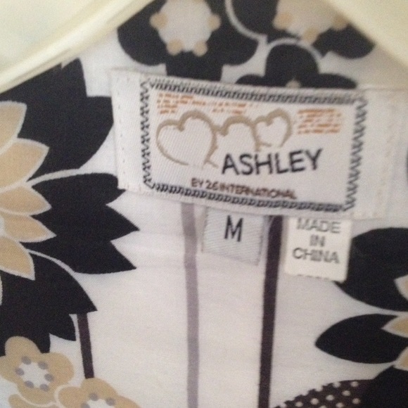 $8 tomorrow Ashley silk jacket - Picture 2 of 3