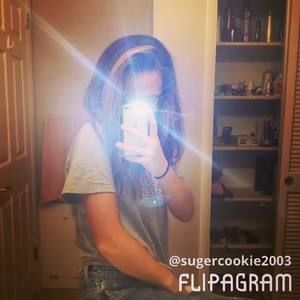 Meet your Posher, Selena