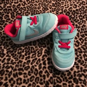 💥final price 💥Toddler tennis shoes