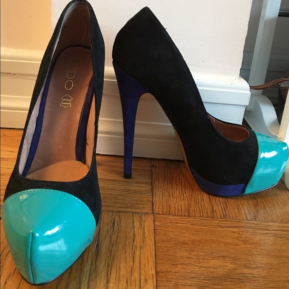 Aldo size 6 colorblock pumps