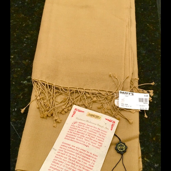 New tan pashmina - Picture 1 of 2