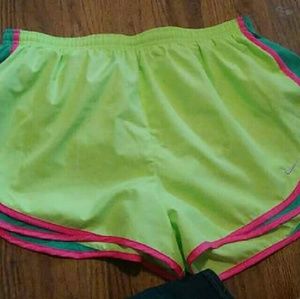 Women nike shorts