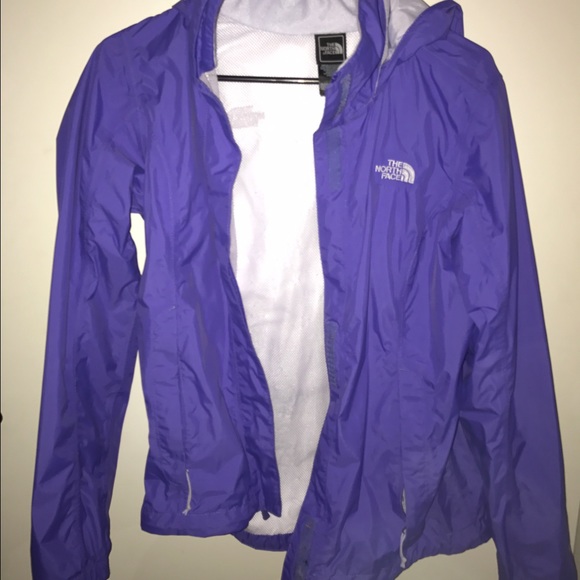 SALE !!  NEW Women's Purple North Face Windbreaker
