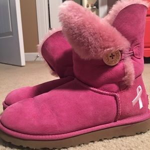 Pink Uggs