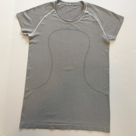 Lululemon Run swiftly shirt