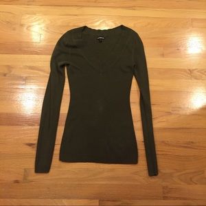 Express Hunter Green V-Neck!