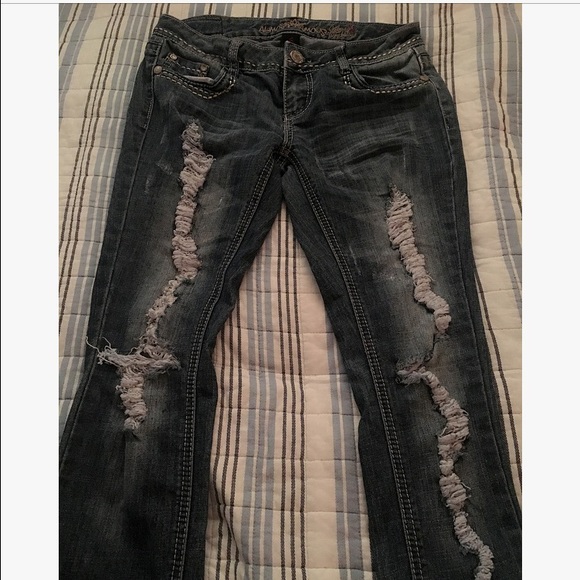Jeans - Picture 2 of 3