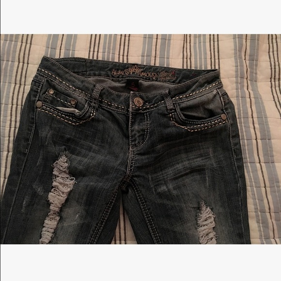 Jeans - Picture 3 of 3