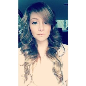 Meet your Posher, Hailey