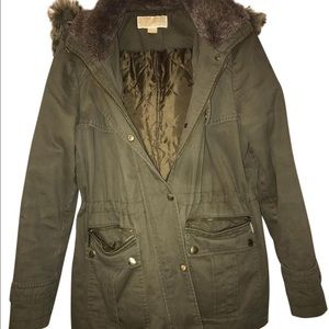 Micheal kors army green jacket with faux fur hood
