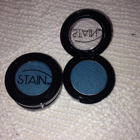 Eyeshadow Blue Emerald