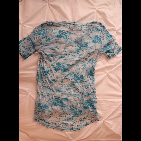 Neon Blue and White Sheer Short Sleeve V-Neck - Picture 3 of 3