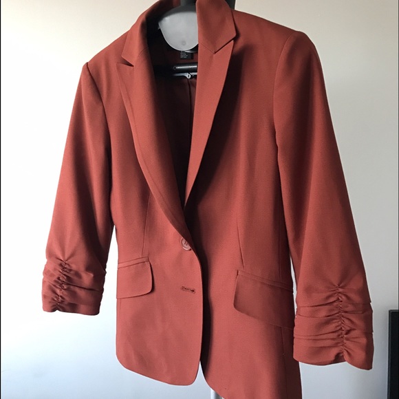 Burnt Orange Fitting Blazer 🌰🍂👜