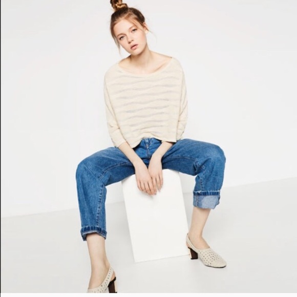 Zara beige sweater,cute length with ripped jeans💕 - Picture 1 of 4