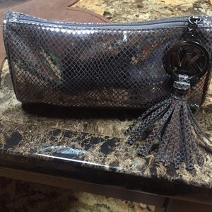Michael Kors makeup bag