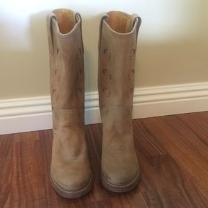Frye light tan cowboy boots, sz. 7.5