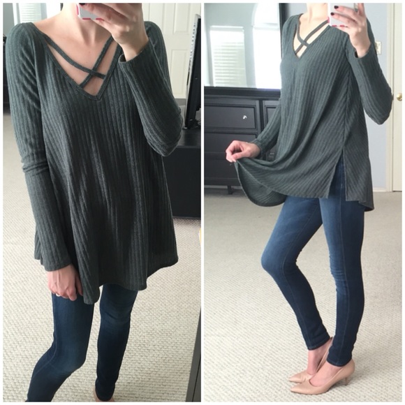 LAST ITEM▫️Olive Criss Cross Ribbed Long Sleeve - Picture 2 of 4