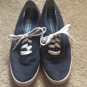 Preppy Navy Blue Keds✈️🌊