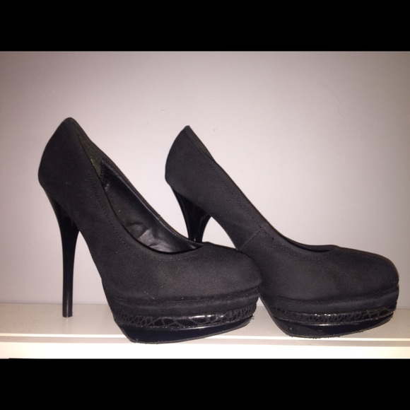 All Black Statement Stilettos