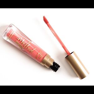 TOO FACED Melted matte lipstick FEELIN' MYSELF