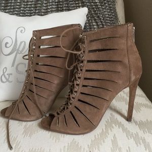 Steve Madden Lace up Heels