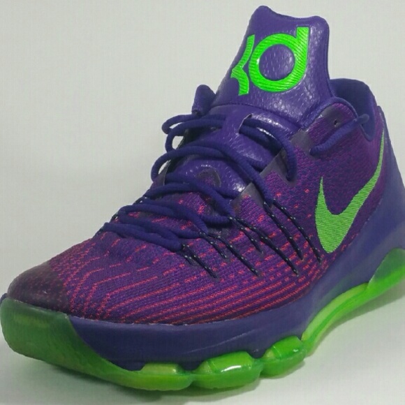 Light, locked, and loaded. KD8 is KD'S lightest