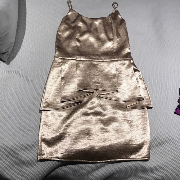tobi gold dress | Dresses | Tobi elegant dresses