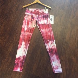 Alo Airbrush Leggings , Desert Sunset, Size S