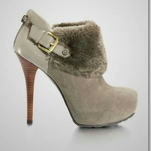 Guess Oleta Suede Faux Fur Booties 9M