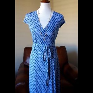 Old Navy short sleeve wrap dress in size S tall